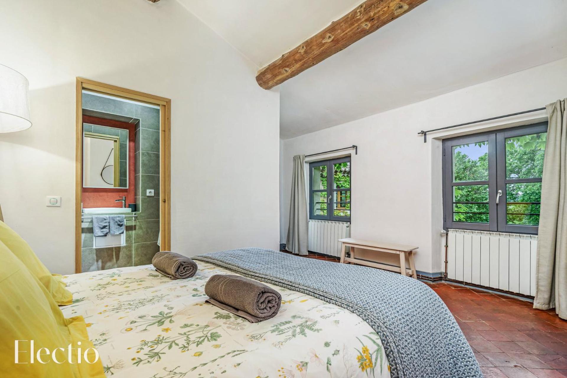 Hotel Parenthèse en Luberon Rustrel Esterno foto