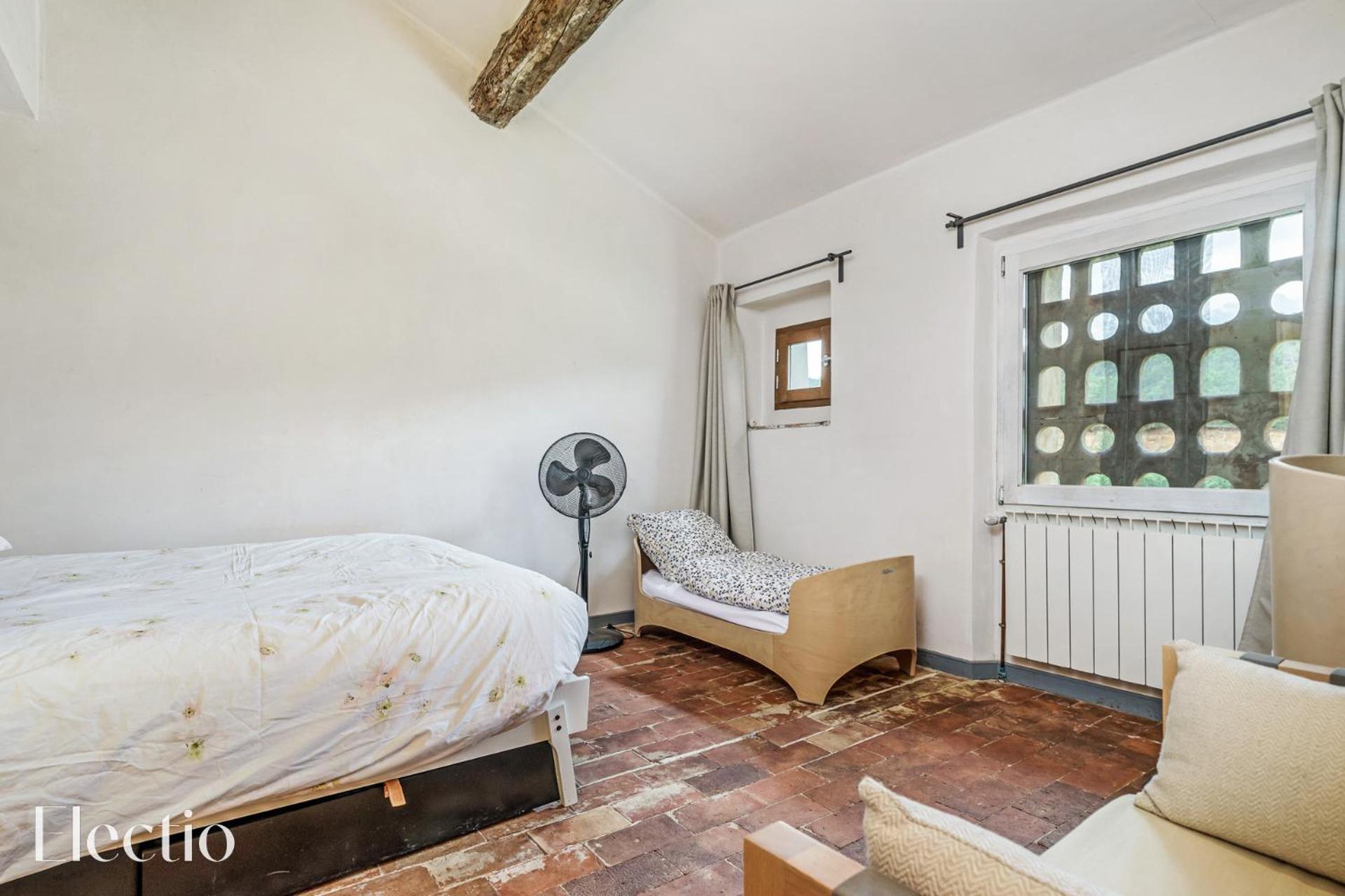 Hotel Parenthèse en Luberon Rustrel Esterno foto
